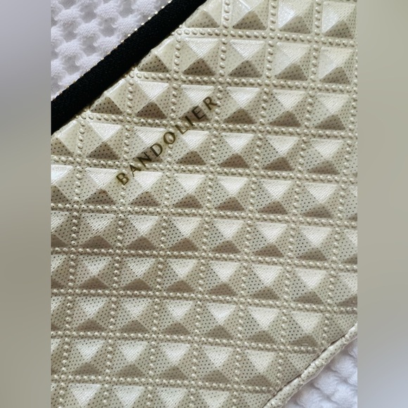 BANDOLIER SHEILA EXPANDED POUCH - Picture 7 of 8